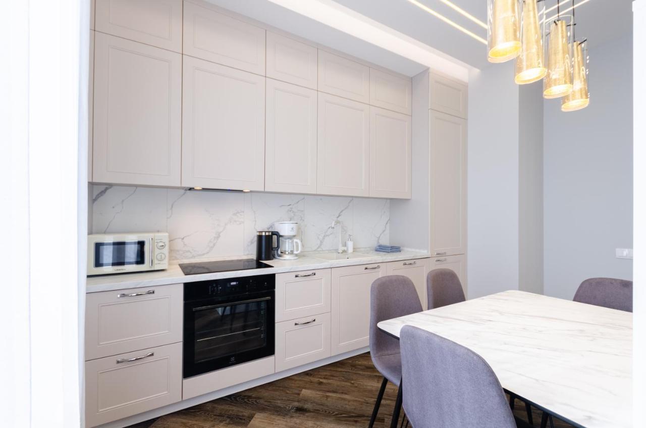 Petrovdom Ж38 In Luxury Apartments At 68 Zhylyanska Street,38 Perlyna Kiev Exterior foto